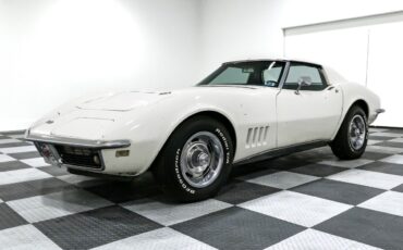Chevrolet-Corvette-1968-Coupe-2