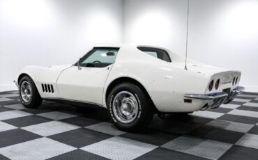 Chevrolet-Corvette-1968-Coupe-4