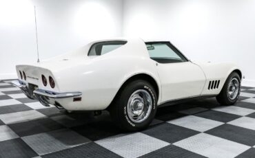Chevrolet-Corvette-1968-Coupe-6