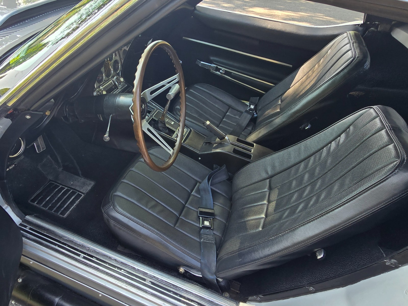 Chevrolet-Corvette-1968-HARDTOP-CONVERTIBLE-12