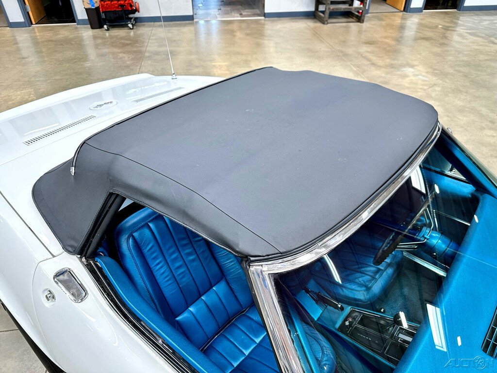 Chevrolet-Corvette-1968-Other-8