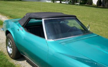 Chevrolet-Corvette-1968-green-4