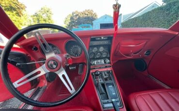 Chevrolet-Corvette-1969-Convertible-6