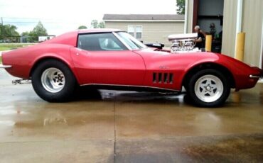 Chevrolet-Corvette-1969-Coupe-11