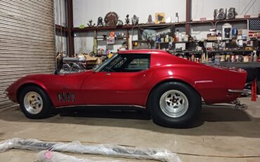 Chevrolet-Corvette-1969-Coupe-12