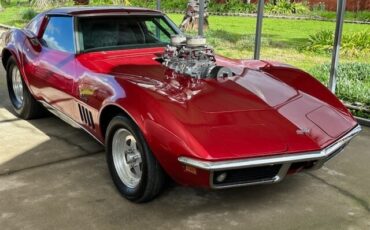 Chevrolet-Corvette-1969-Coupe-2