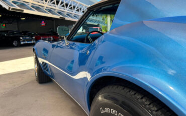 Chevrolet-Corvette-1969-Hatchback-11