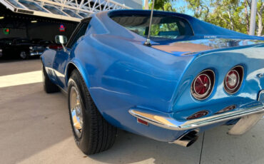 Chevrolet-Corvette-1969-Hatchback-12
