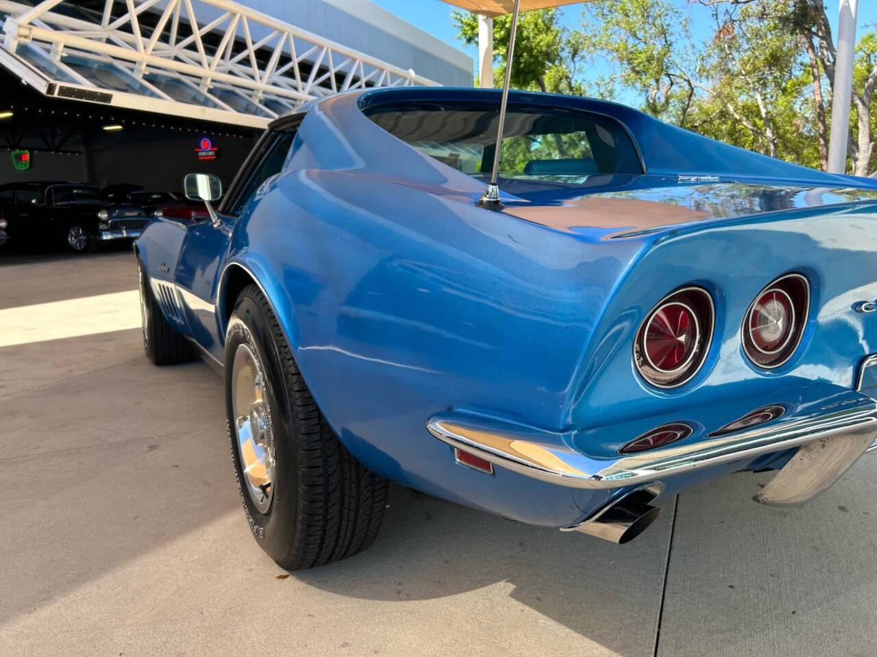 Chevrolet-Corvette-1969-Hatchback-12