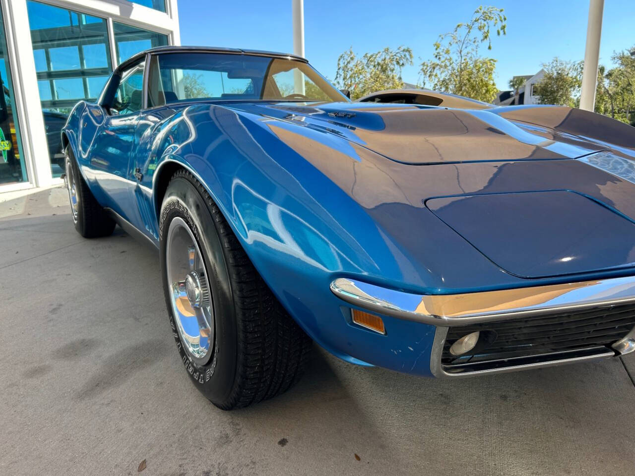 Chevrolet-Corvette-1969-Hatchback-16