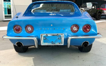 Chevrolet-Corvette-1969-Hatchback-5