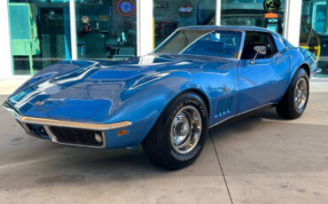 Chevrolet-Corvette-1969-Hatchback-8