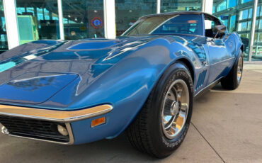 Chevrolet-Corvette-1969-Hatchback-9