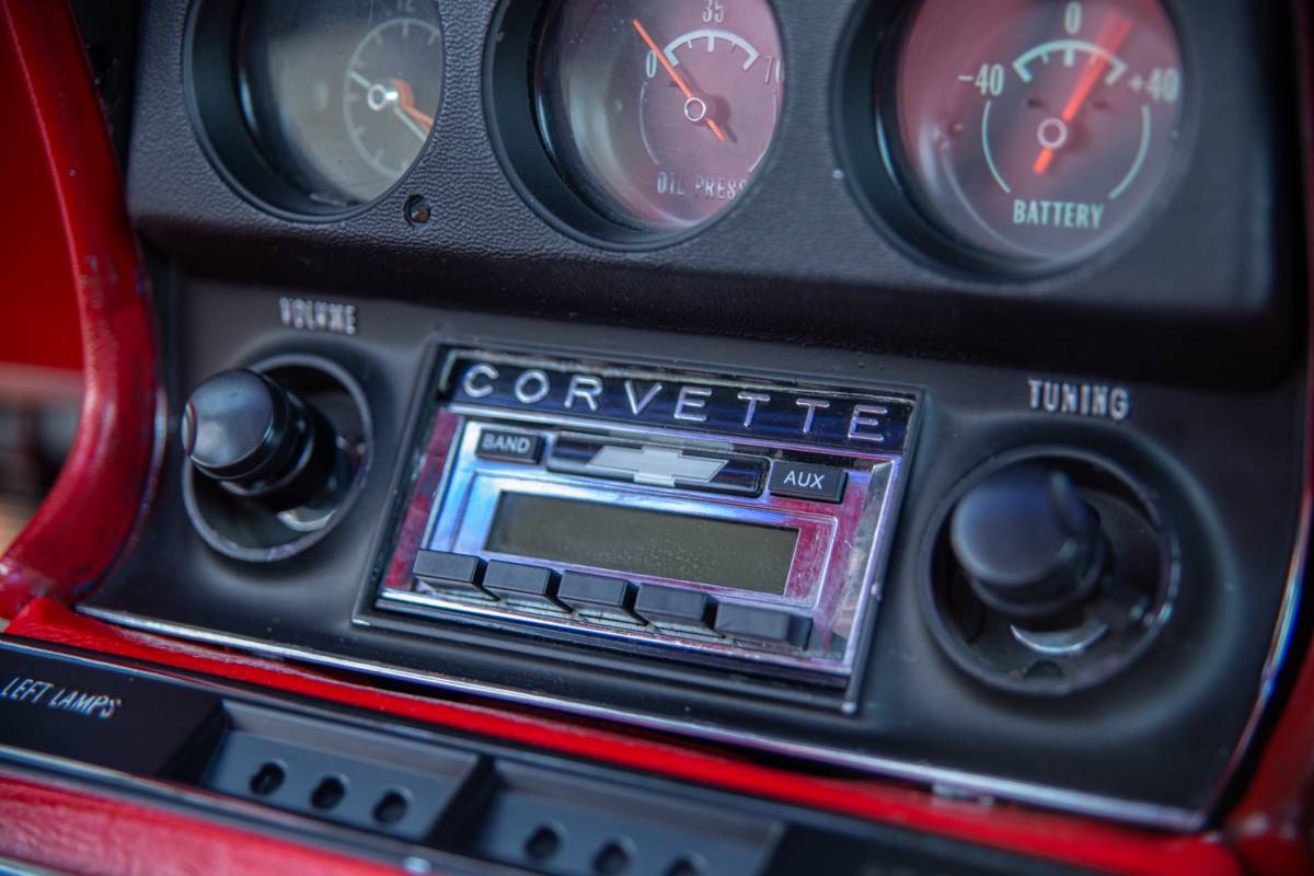 Chevrolet-Corvette-1969-red-20