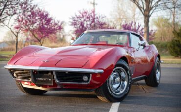 Chevrolet-Corvette-1969-red