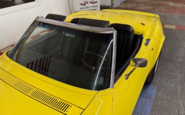 Chevrolet-Corvette-1970-15