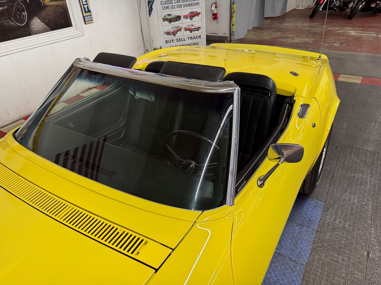 Chevrolet-Corvette-1970-15