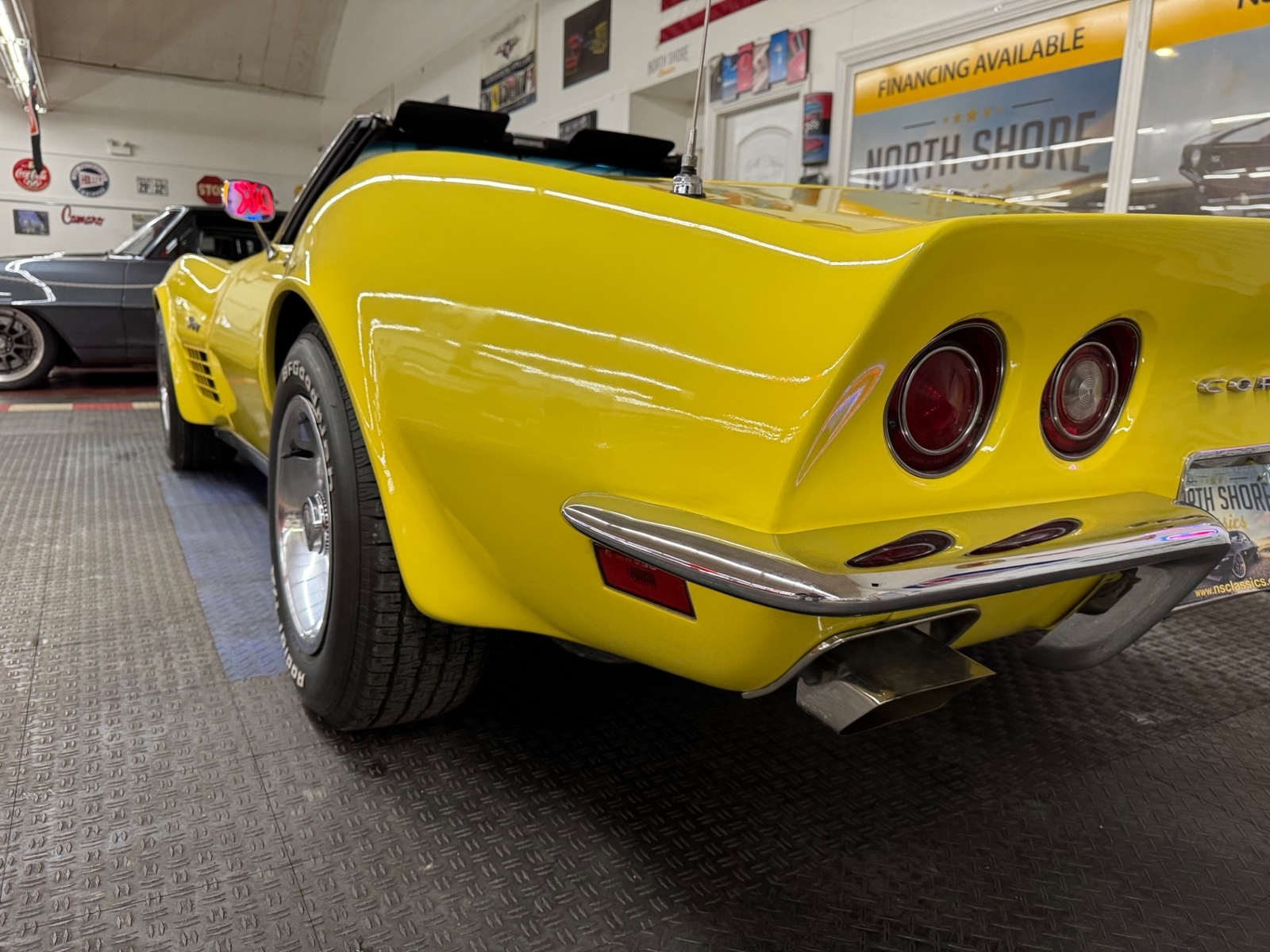 Chevrolet-Corvette-1970-24