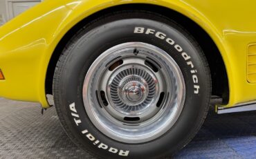 Chevrolet-Corvette-1970-25