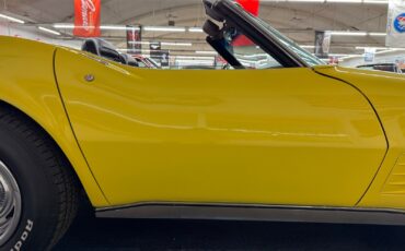 Chevrolet-Corvette-1970-29