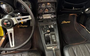 Chevrolet-Corvette-1970-36