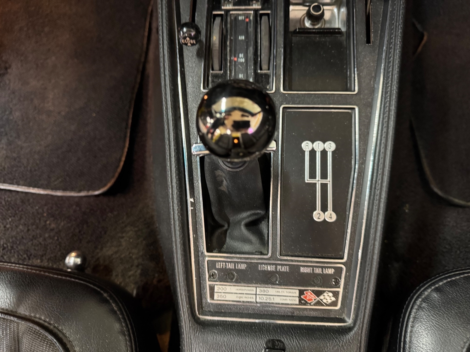 Chevrolet-Corvette-1970-37