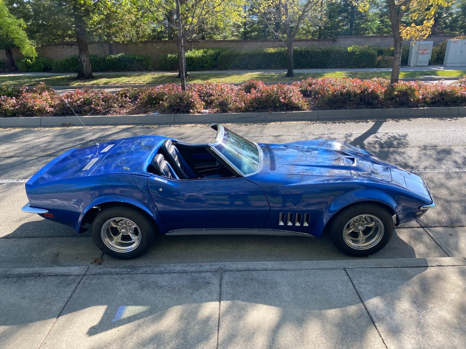 Chevrolet-Corvette-1970-Convertible-4
