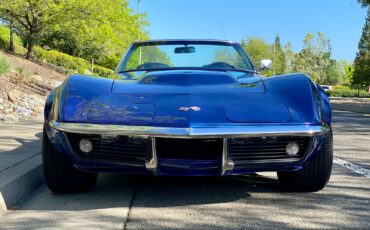 Chevrolet-Corvette-1970-Convertible-9