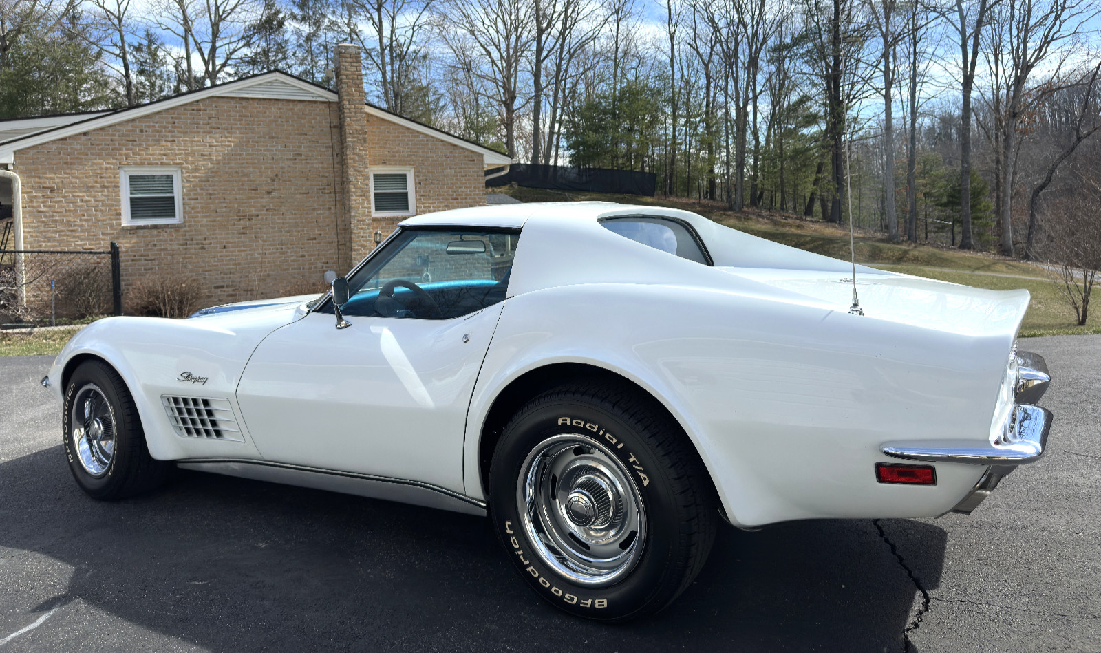 Chevrolet-Corvette-1970-Coupe-1