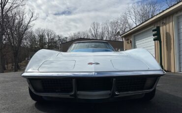 Chevrolet-Corvette-1970-Coupe-10
