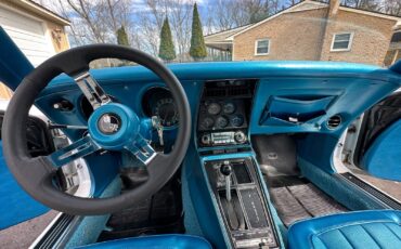 Chevrolet-Corvette-1970-Coupe-14