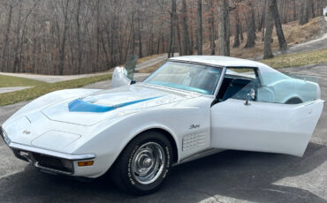 Chevrolet-Corvette-1970-Coupe-2