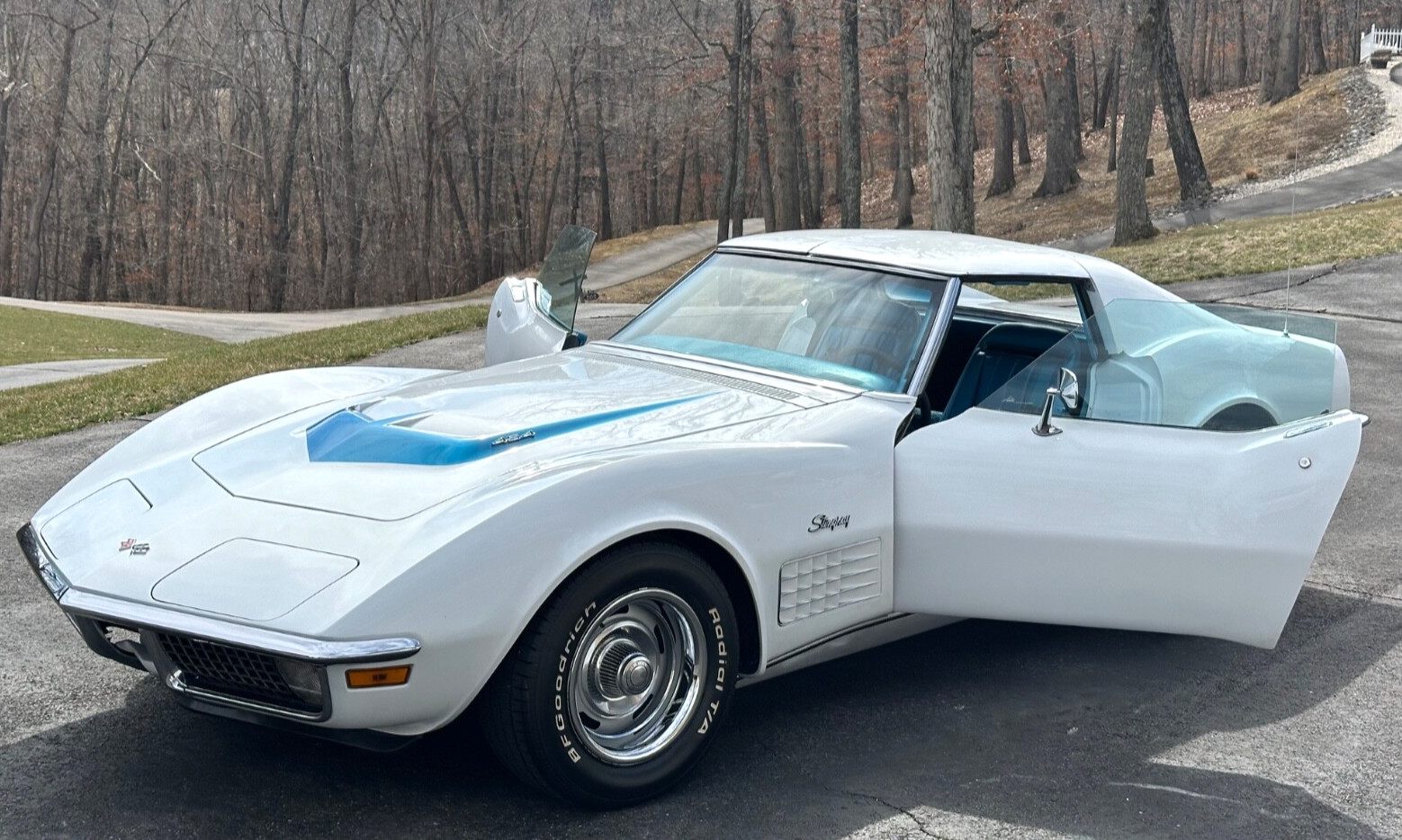 Chevrolet-Corvette-1970-Coupe-2