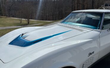 Chevrolet-Corvette-1970-Coupe-3