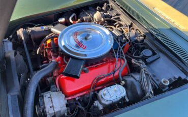 Chevrolet-Corvette-1970-green-14