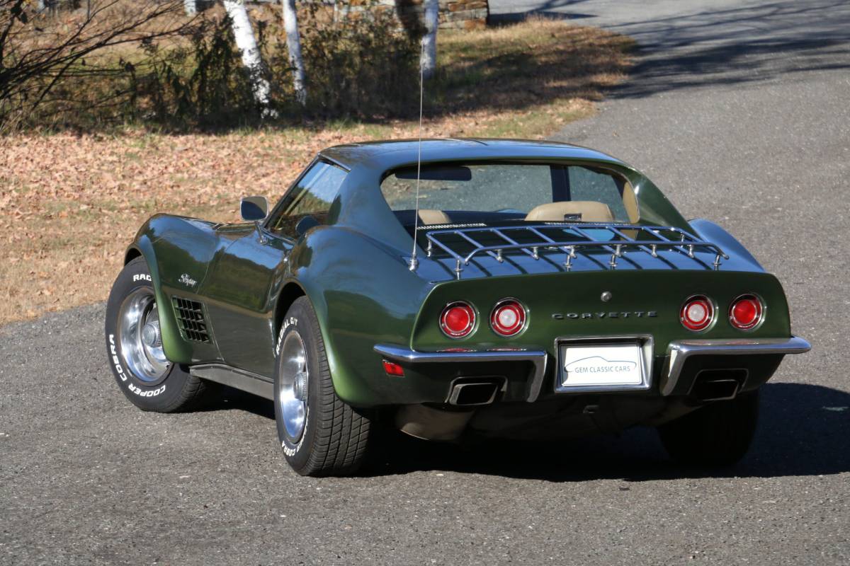 Chevrolet-Corvette-1970-green-4