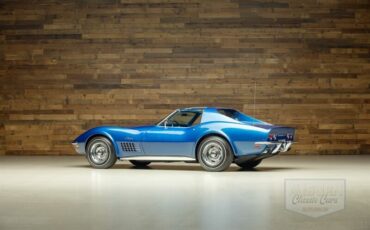 Chevrolet-Corvette-1971-1