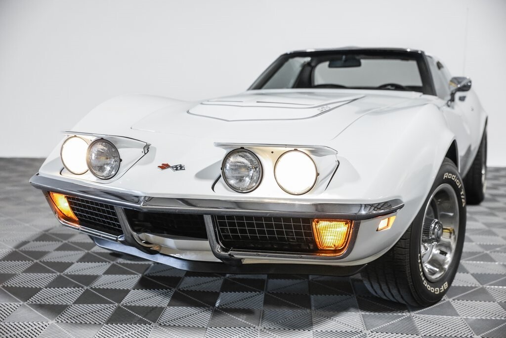 Chevrolet-Corvette-1971-10