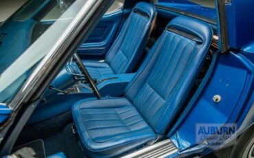 Chevrolet-Corvette-1971-13