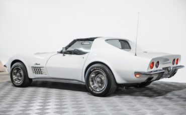 Chevrolet-Corvette-1971-15