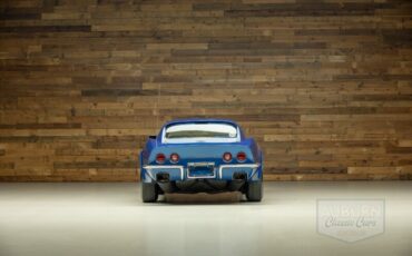 Chevrolet-Corvette-1971-2