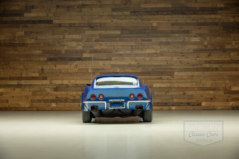Chevrolet-Corvette-1971-2