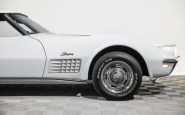 Chevrolet-Corvette-1971-2