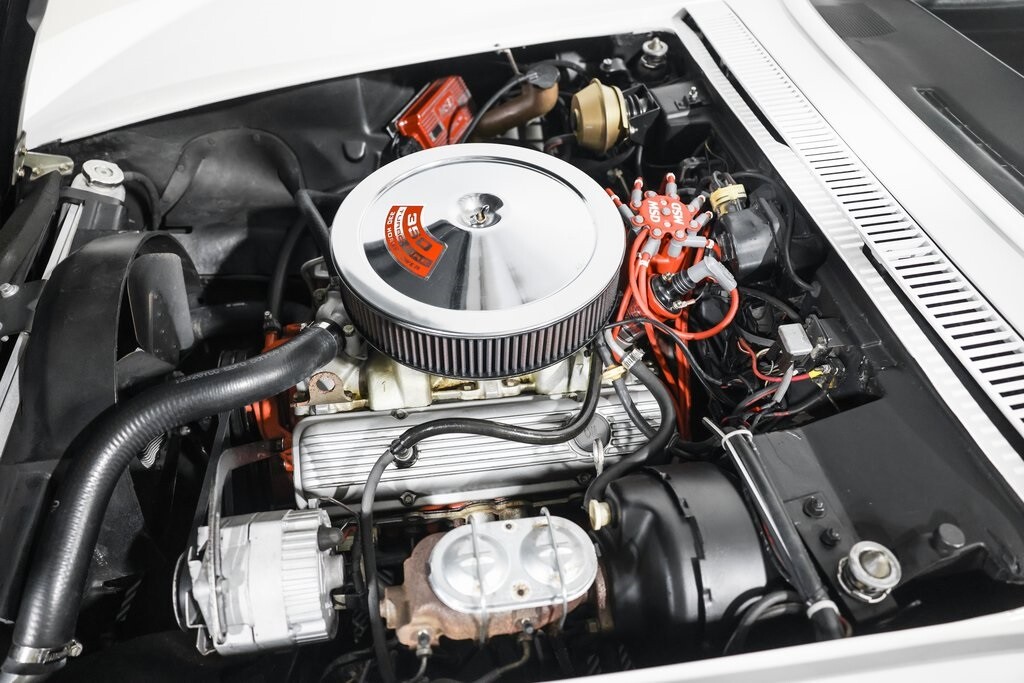Chevrolet-Corvette-1971-20