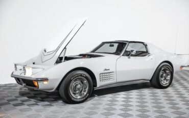 Chevrolet-Corvette-1971-21