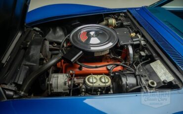Chevrolet-Corvette-1971-23