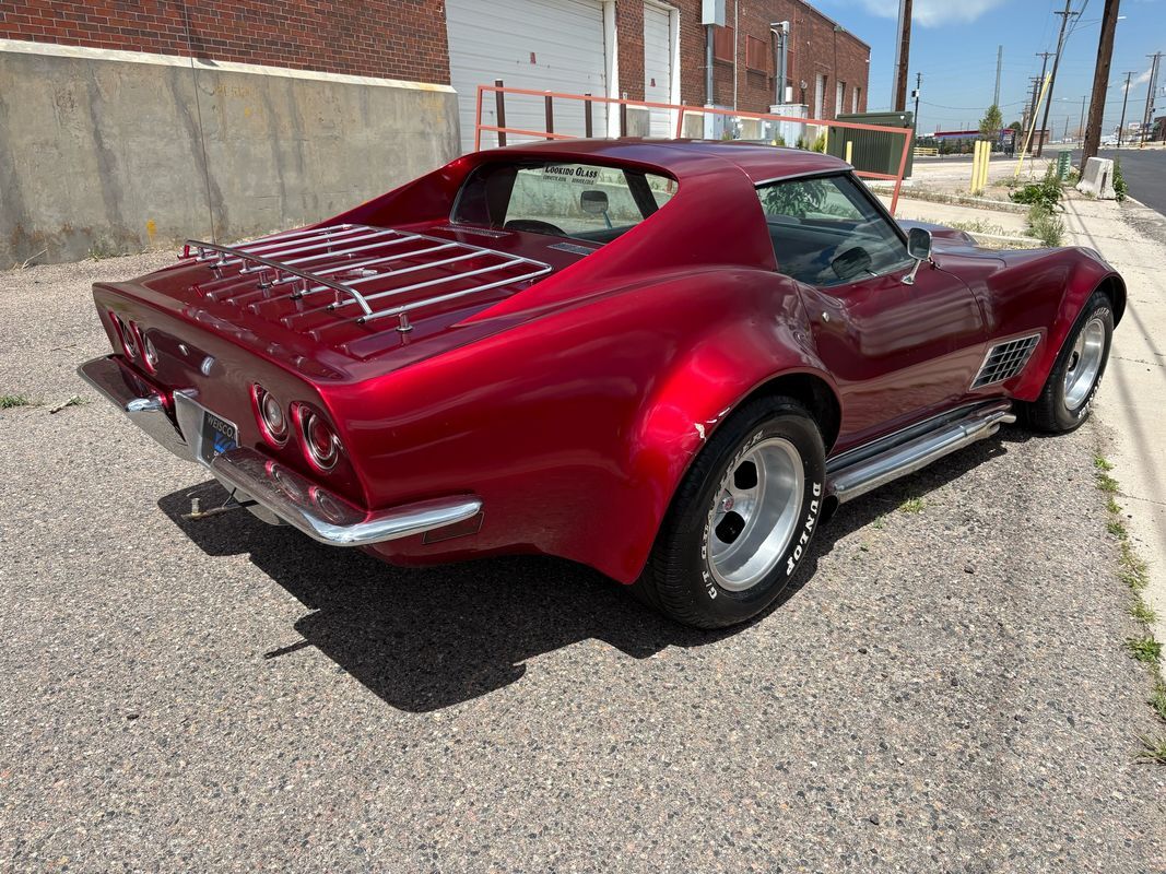 Chevrolet-Corvette-1971-25