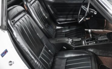 Chevrolet-Corvette-1971-26