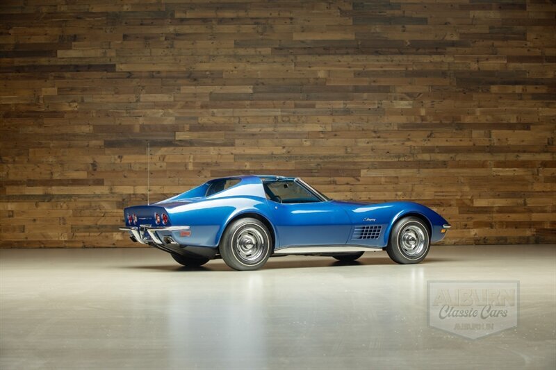 Chevrolet-Corvette-1971-3