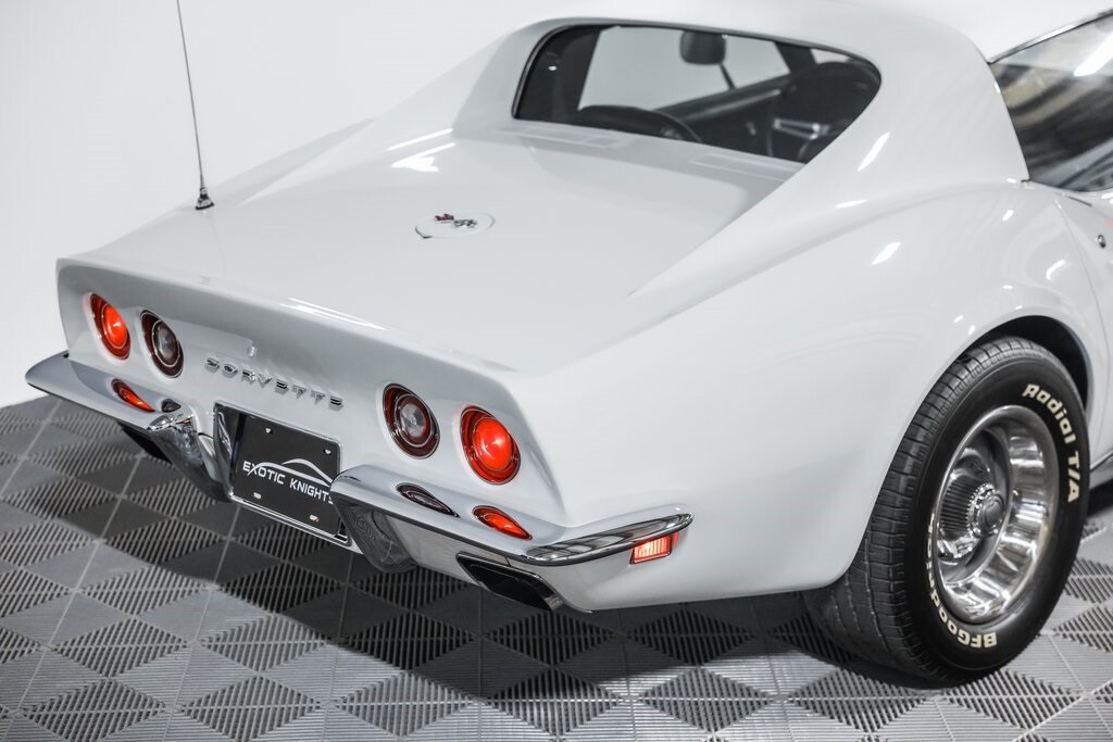 Chevrolet-Corvette-1971-6